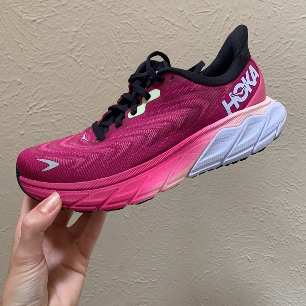 HOKA Arahi 6 Road-Running Shoes - *NEW* Women's Size 6.5